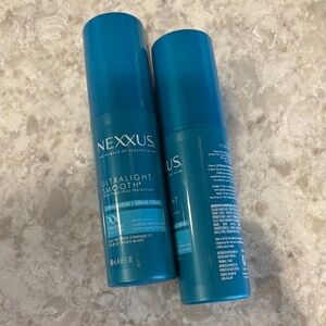 (2) Nexxus Ultralight Smooth Hair Treatment for Weightless Frizz Protection
